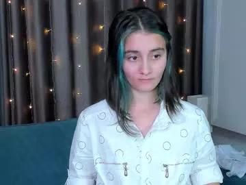 odella_mia from Chaturbate