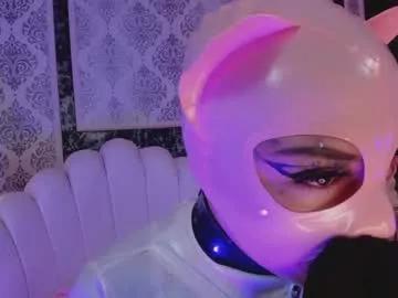 Naked Room sadicrubberdoll 